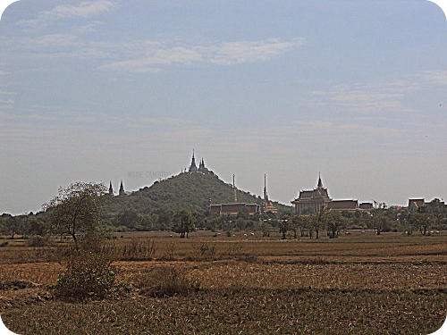 apad 085 phnom oudong from a distanace